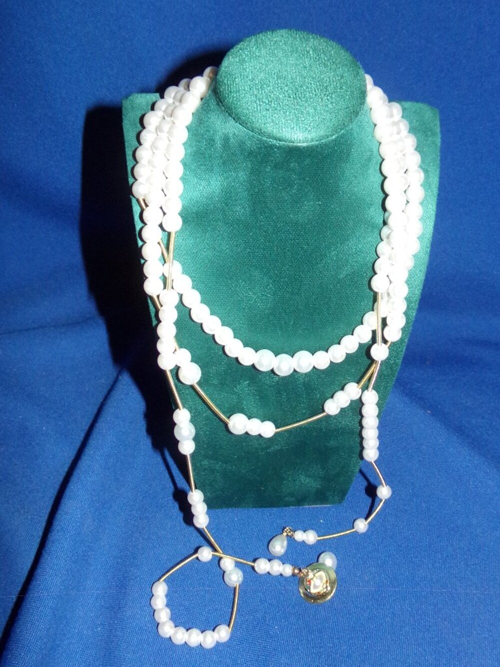 Vintage Faux Pearl & Colored Crystals Goldtone Loop Crown Jewel Necklace
